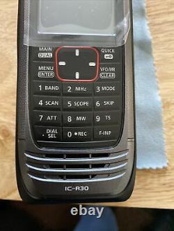 ICOM IC-R30 Wide Band FM/AM/SSB/CW Scanner Handheld Receiver