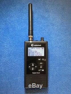 RADIO SHACK Pro-668 Handheld Digital Trunking Scanner. Excellent Condition