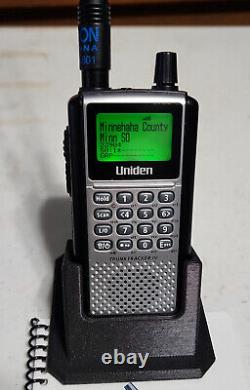 Uniden BCD396XT Digital Trunking Handheld Police Scanner Excellent w Accessories