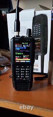 Uniden SDS100 Digital APCO Deluxe Trunking Handheld Scanner WITH EXTRAS