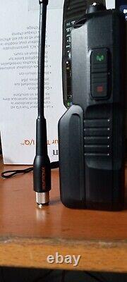 Uniden SDS100 Digital APCO Deluxe Trunking Handheld Scanner WITH EXTRAS